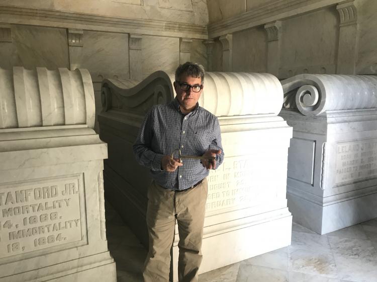 Mark Dion in Mausoleum