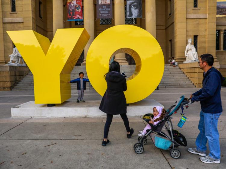 Stanford has a new yellow social media magnet.